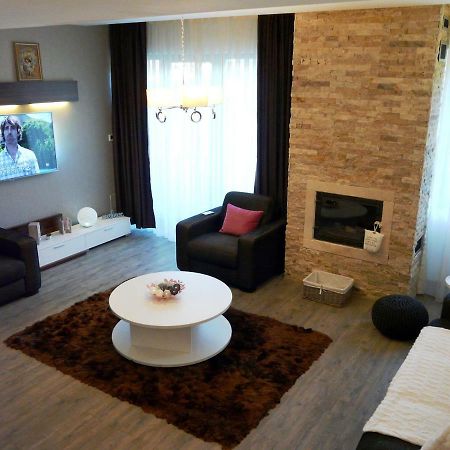 Silver Mountain Apartment A32 - 3 Rooms 3 Bathrooms Пояна-Брашов Екстер'єр фото