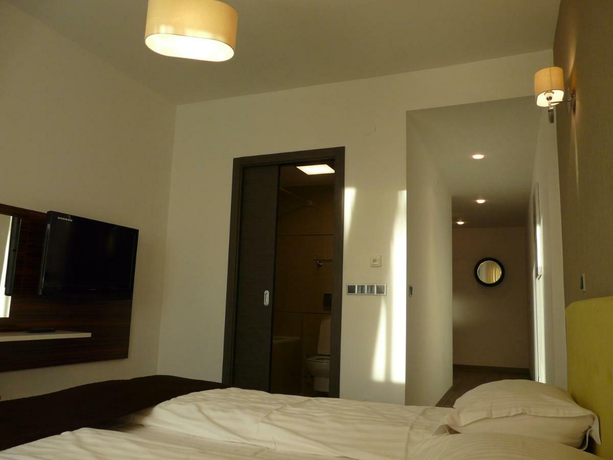 Silver Mountain Apartment A32 - 3 Rooms 3 Bathrooms Пояна-Брашов Екстер'єр фото
